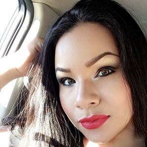 Meet your Posher, Jasjasmine